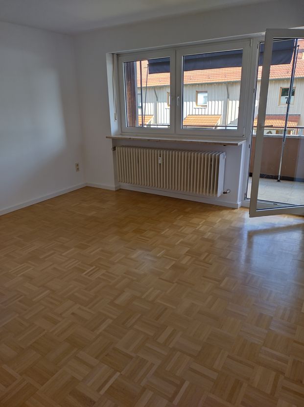 Erstbezug nach Teilsanierung Sonnige 3,5ZimmerWohnung mit SüdBalkon